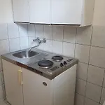 Lujo * Primošten